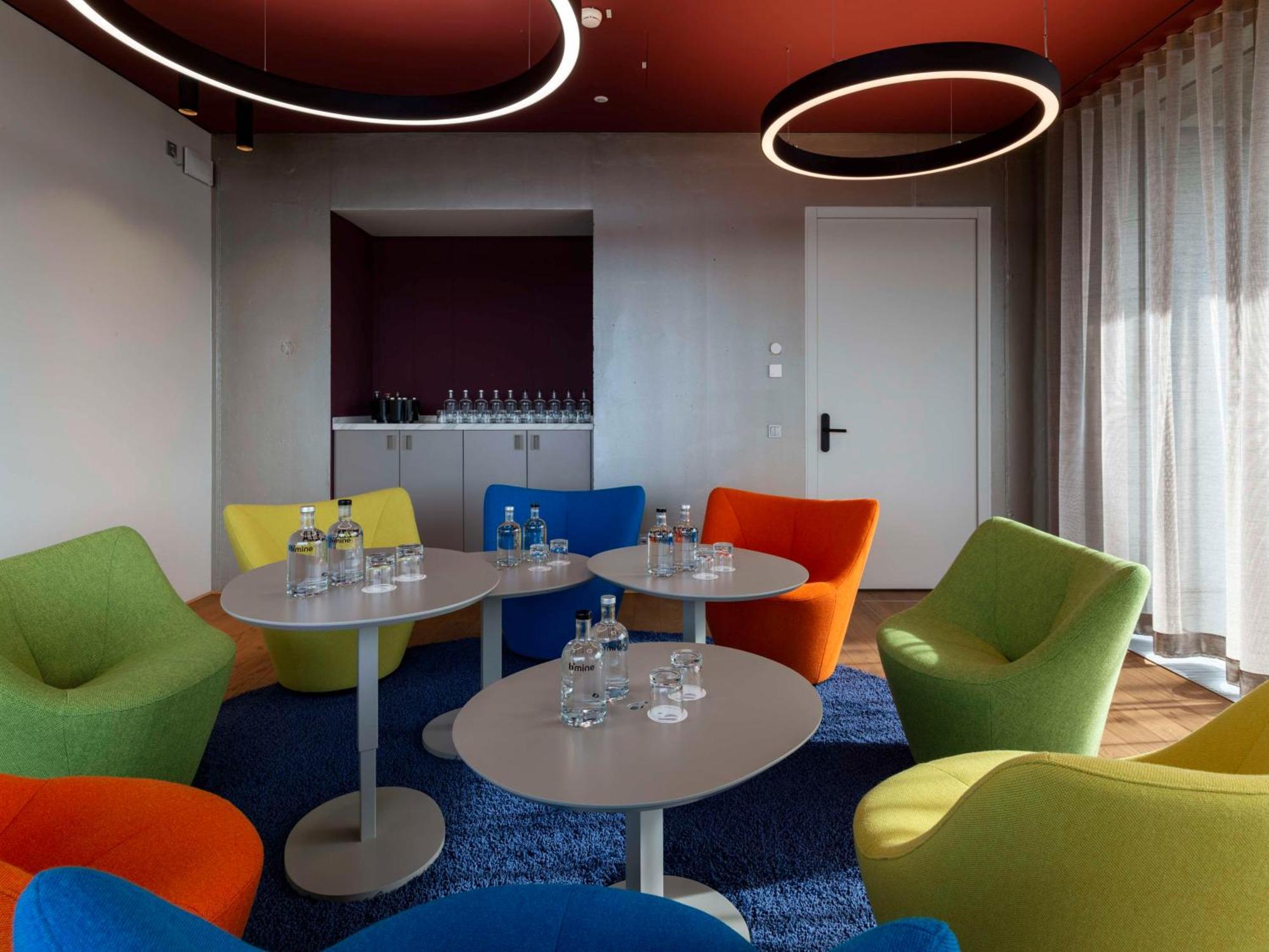 B'Mine Hotel Duesseldorf Exterior photo